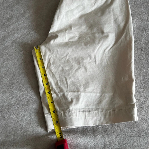 Gap Shorts Womens Size 8 Khaki Beige Chino Stretch Zipper - Picture 13 of 14